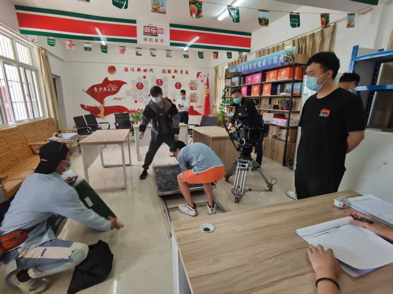 安乡县广告片拍摄公司：极简主义践行者，少即是多的视觉哲学